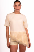 T-shirt con inserto in pizzo e fondo asimmetrico